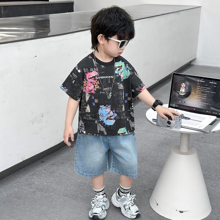 2026 Boys' Korean Style Summer Set: Colorful Dinosaur Print Tee & Denim Shorts
