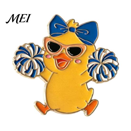 Smooth Edge Pin Enamel Technology Brooch, Cartoon Anime Cheerleading Duck Shape Pin, Small Vibrant Color Brooch Sturdy for School Uniforms Bags Daily