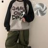 The Pink Men Plot Overfit Color Block Printing Raglan Sweatshirt