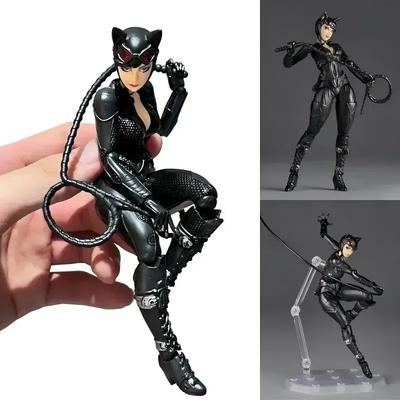 Niesamowite figurki Yamaguchi Selina Kyle Revoltech Kobieta-Kot Ruchoma figurka akcji Ruchome zabawki Kolekcjonerska lalka 15 cm Model Prezenty