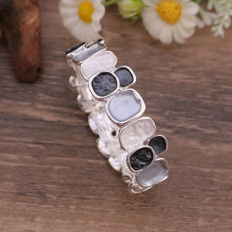 Geometric Square Zinc Alloy Bracelet With Colorful Enamel Finish Elastic Rope Women Fashion Statement Jewelry Black Gray Elastic Bracelet