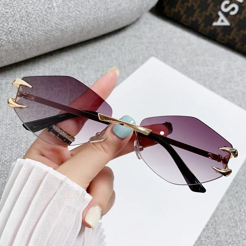 Stylish Rimless Square Sunglasses UV Protection 400 Retro Gradient Frameless Sunglass High Quality Small Frame Popular Alloy Metal Eyewear