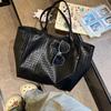 Korean woven bag women's 2025 new large-capacity commuter shoulder bag fashion portable tote bag shopping bag tide