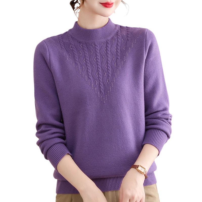 Women's Winter Velvet High-Neck Top: Fashionable Clothing for Middle-Aged Women (40-60 Years)