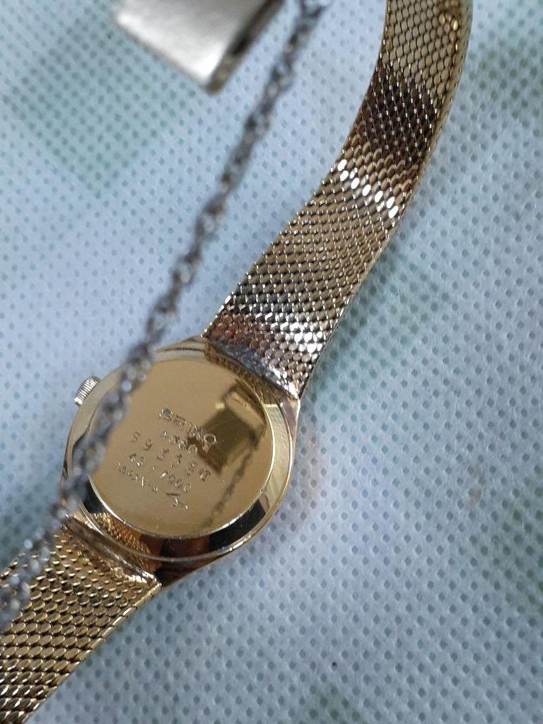 [USED] Seiko Quartz Watch Gold