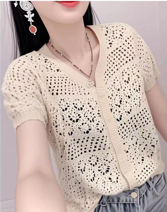

Short-sleeved ice silk knitted cardigan T-shirt women s summer new thin design thin hollow blouse top 2xl 62.5-70kg абрикосовий