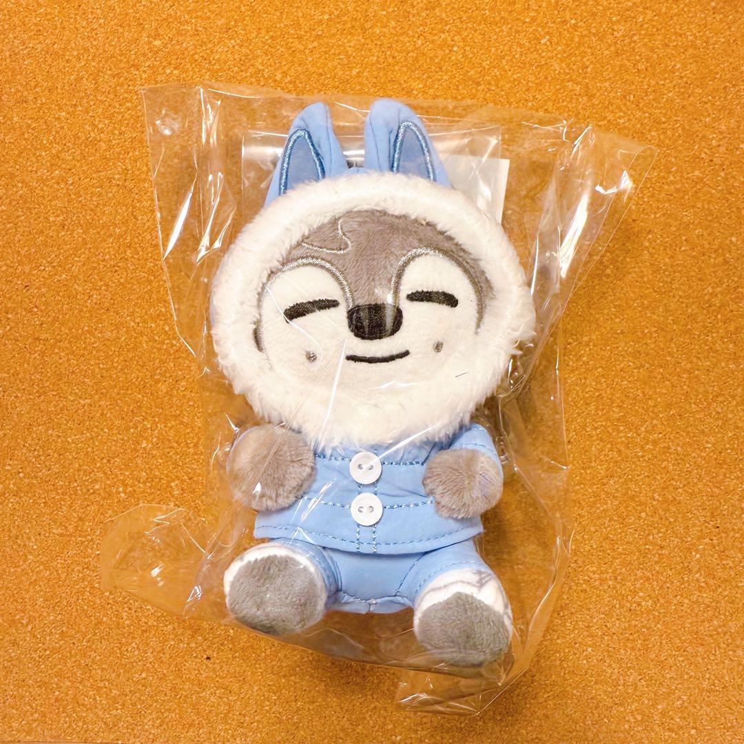 

[USED] Straykids Wolfchan Smartphone Holder