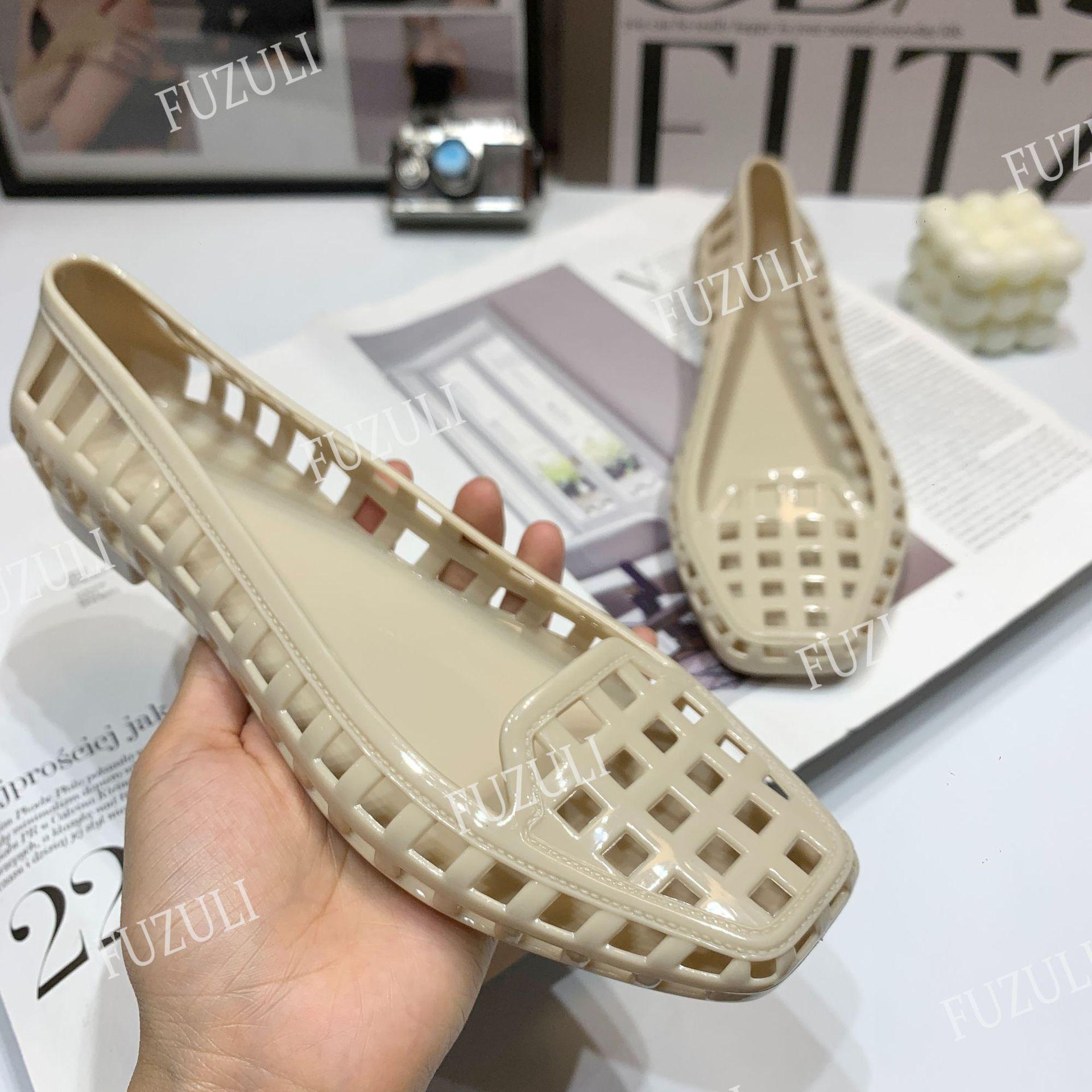 

Корейские хрустальные ПВХ шлепанцы-желе с квадратным носком 38/Size runs large