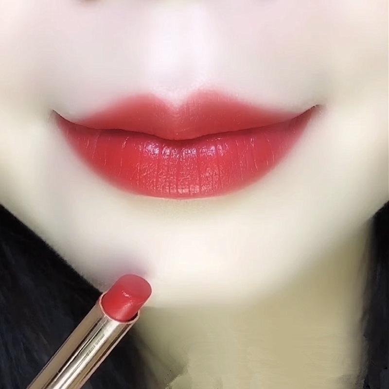 Nude Brown Rose Moisturizing Matte Lipstick: Long-lasting, Non-Fade, Non-Transfer, Non-Stick Cup.