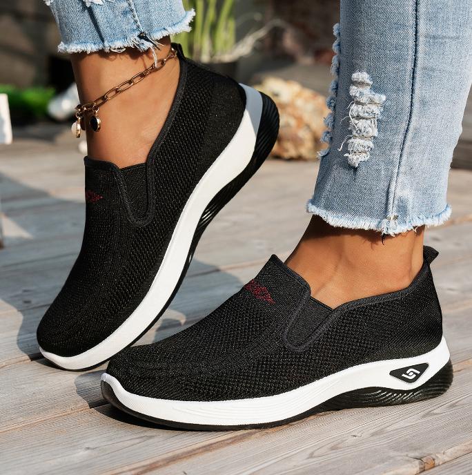 Women Breathable Knit Slip-On Sneakers Lightweight, Comfortable Walking Shoes All-Season Casual Outdoor Activities
