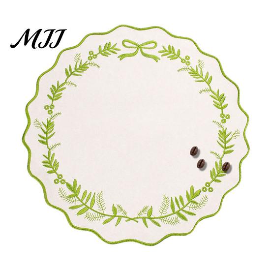 Heat Resistant Table Mats for Hot Dishes Embroidered Round Placemat, 15 Inch Scalloped Leaf Bow Embroidery Durable Fabric Kitchen Washable Insulation