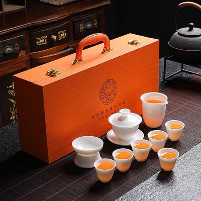 Nápojové nádobí – Kávové a čajové soupravy