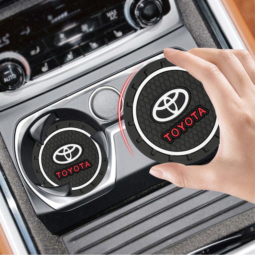 2026 Nouveau Pour Toyota 2 Pièces Porte-Gobelet Antidérapant en Silicone pour Voiture Tapis de Support pour Tasse d'Eau d'Intérieur Automobile Pour Toyota Corolla Camry RAV4 Yaris C-HR Av