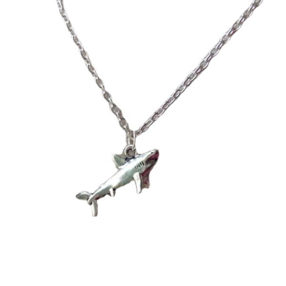 Hip Hop Fashion Sliver Color Stereo Animal Shark Pendant Necklace for Women Men Simple Punk Collar Chain Jewelry Accessory Gifts