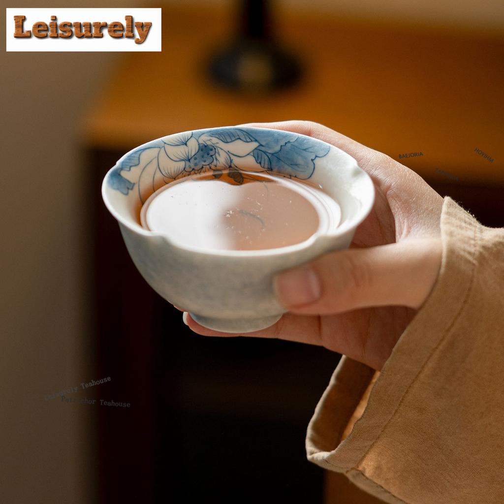 HOYIHM 71ml Sprinkle Blue Hand Painted Fish Playing Lotus Teacup Traditional Tea Bowl Cup For Tea Tea-tasting Personal Cups Gift