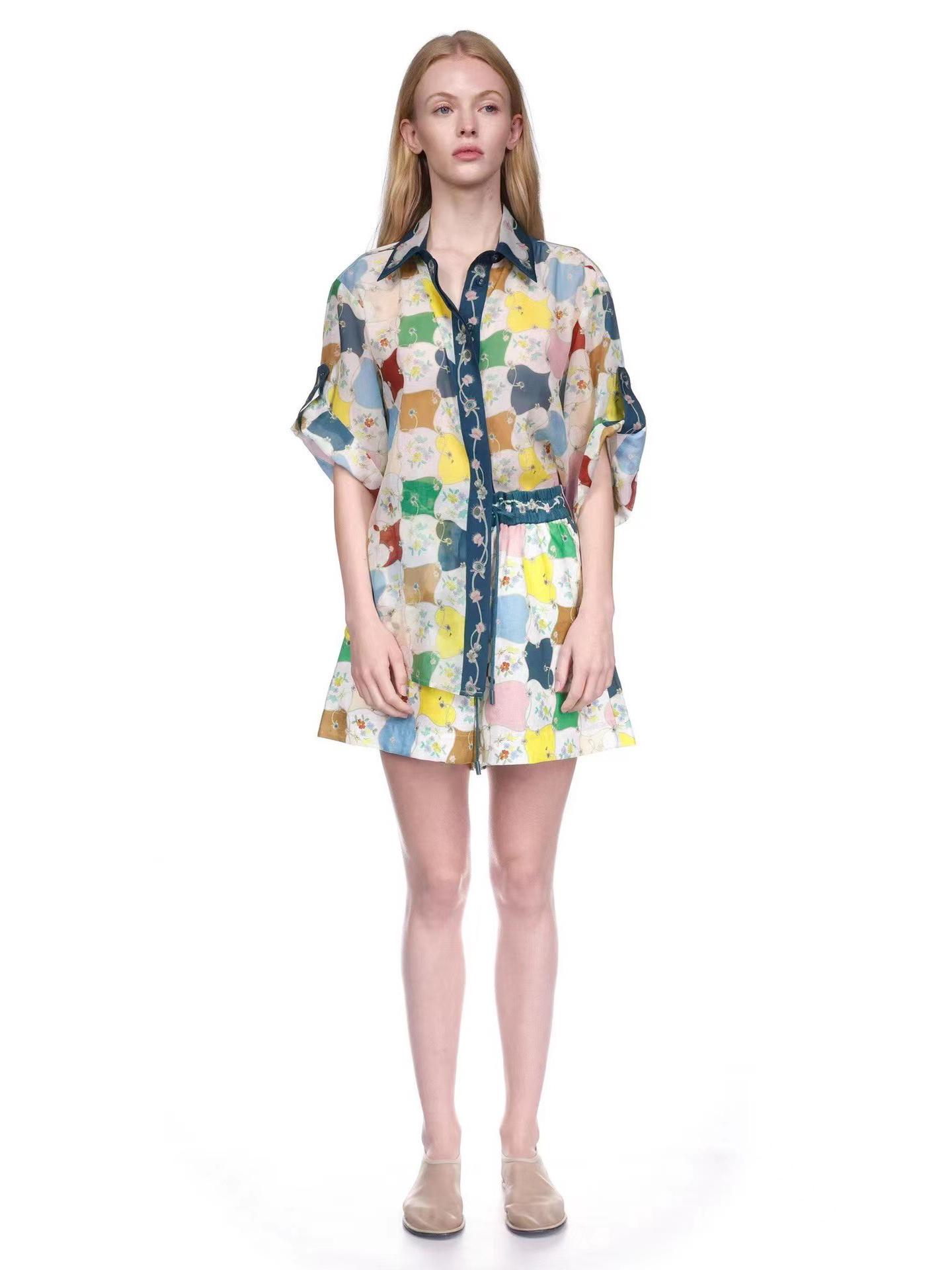 

Костюм 2023 года с контрастными цветными лацканами и шортами на талии XL