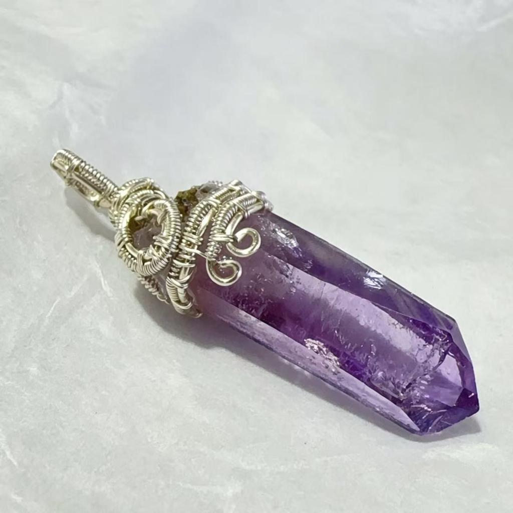 Handmade Wire Wrapped Natural Crystal Healing Stone Fine Jewelry High Quality Cruz Amethyst Raw Stone Pendant Necklace