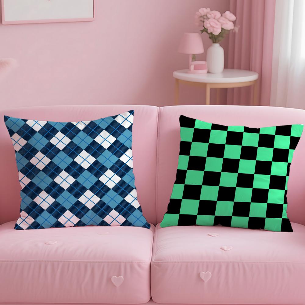 pattern Black White Checkerboard Cushion Cover Soft  EasyWash Pillow Case  Versatile for Couch Bed Travel and Office