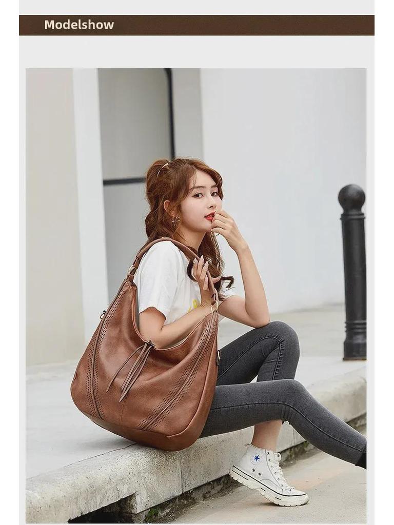 Guangzhou Women's Tassel Hollow Shoulder Bag - Large, Leisure Purse