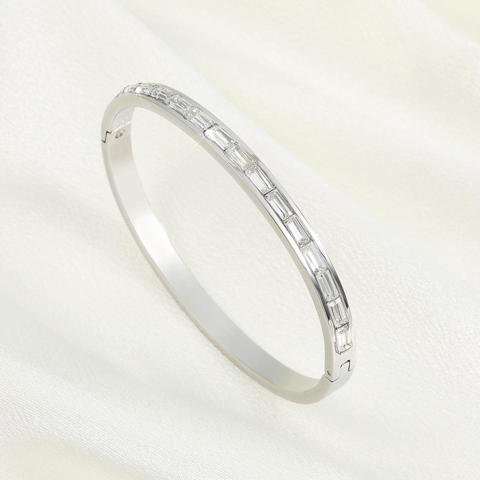 Htpwe Stainless Steel Ring Inlaid With Zircon Wide Version Glossy Bracelet 18k Couple Holiday Gift Bracelet Party Daily  Zircon