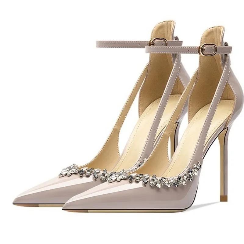 

2025 Бренд Женская обувь Ремешок с пряжкой Женские туфли на высоком каблуке Мода Кристалл Вечеринка Однотонные туфли-лодочки Женские Сексуальные Туфли на каблуке с острым носком Женские 39