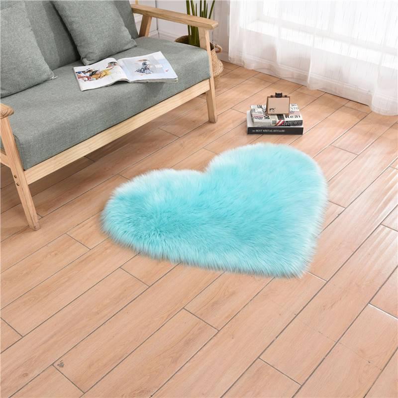 Ivory Heart-Shaped Imitation Wool Carpet for Bedroom & Living Room
