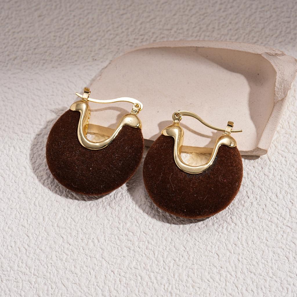 Autumn and winter flocking leopard print geometric round square stud earrings retro Maillard simple niche earrings