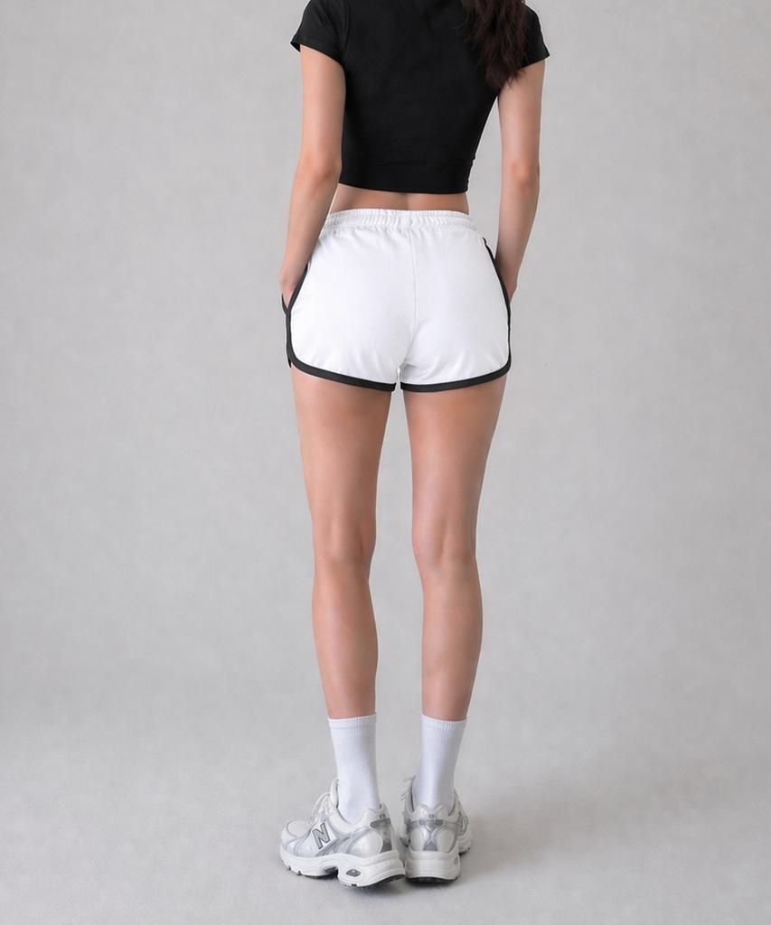 CRUSHST Slim Dolphin Sweat Shorts White