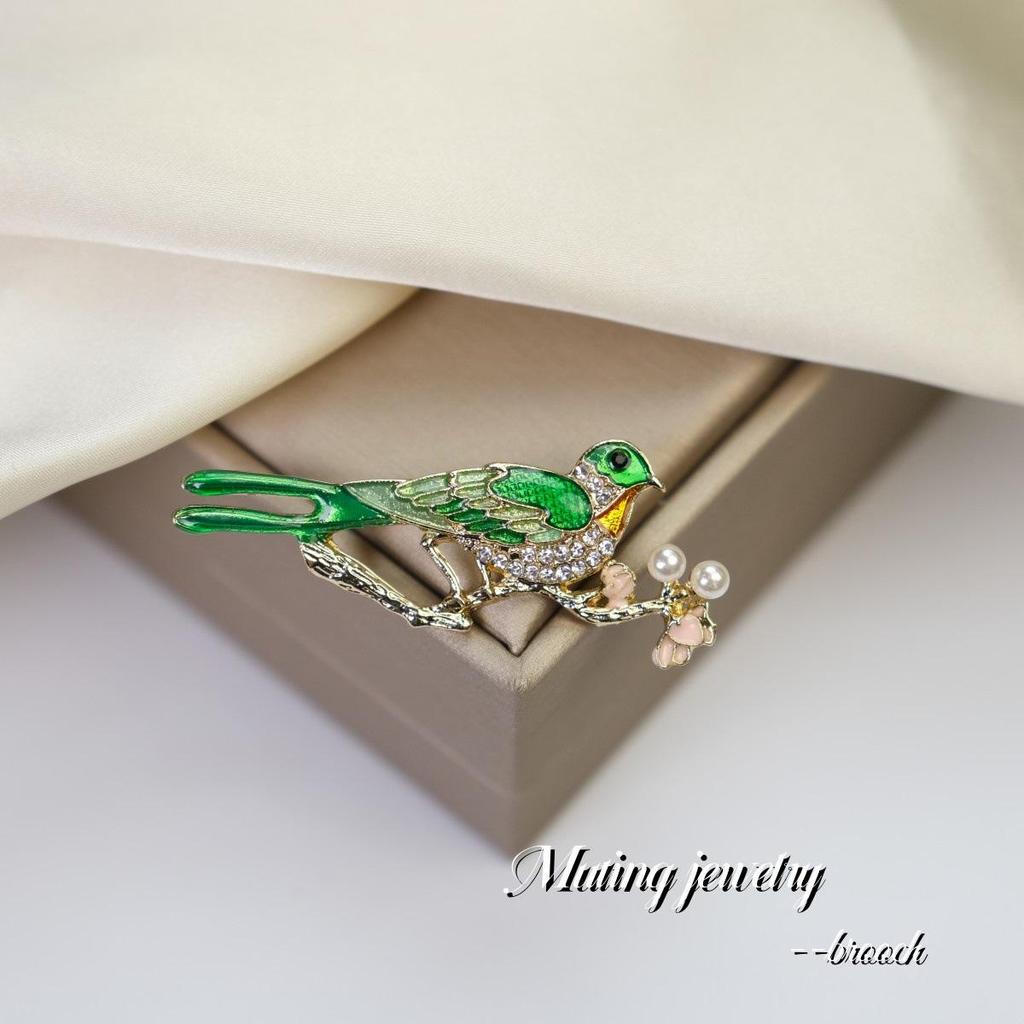 Evropská a americká retro brož straka: Luxusní brož, Korsáž proti odhalení, Doplněk k čínskému oděvu čcheongsam