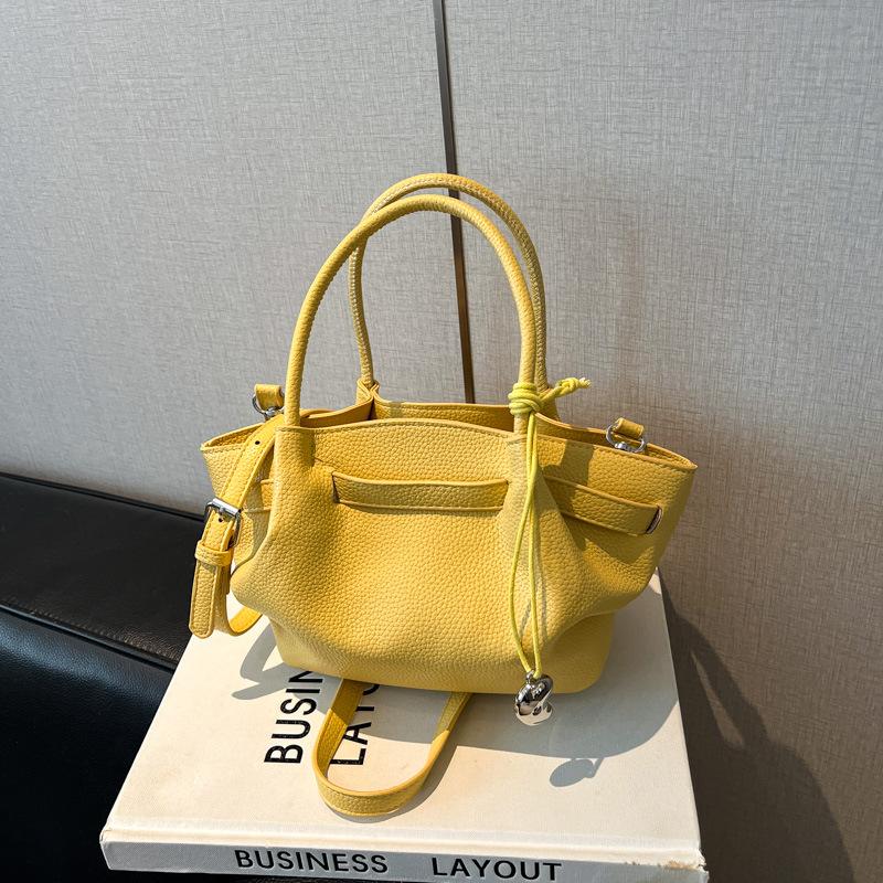 Large Capacity Senior Sense of Shape Soft and Durable Fashion Exquisite New Light Luxury Commuting Slanting Across the Shoulder Handheld Bucket Bag