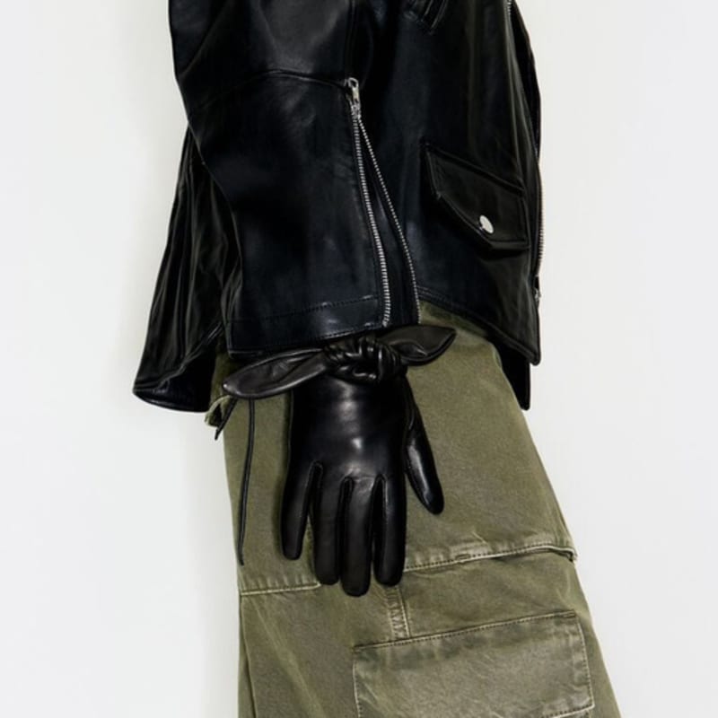 BIMBA Y LOLA [23FW] BIMBA Y LOLA Black Leather Ribbon Gloves B236AIG016BKB