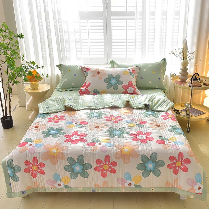 Light Luxury Cartoon Blanket Kawaii Sofa Towel Summer Cool Quilt Single Double Nap Cover Cotton Blanket Bedspread Soft Bed Sheet
