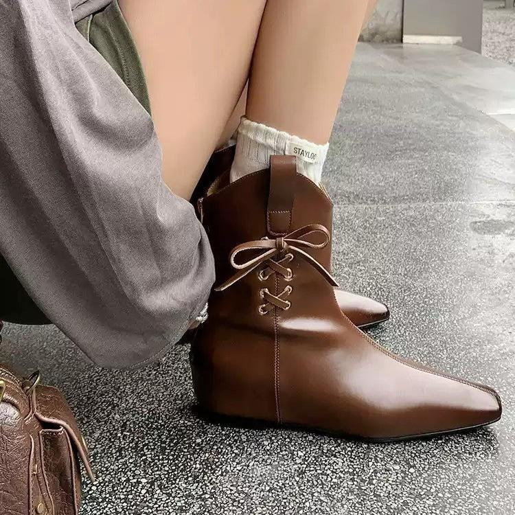 

2024 осень и зима новая обувь квадратный носок низкий каблук внутренняя высота увеличение бант заклепки модные ботинки ковбойские ботинки короткие ботинки 39 коричневый