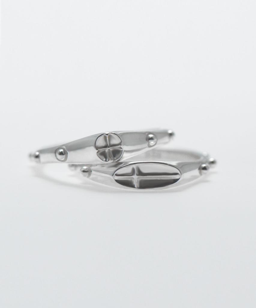 Vivus Classic Oval Silver Rosary Ring