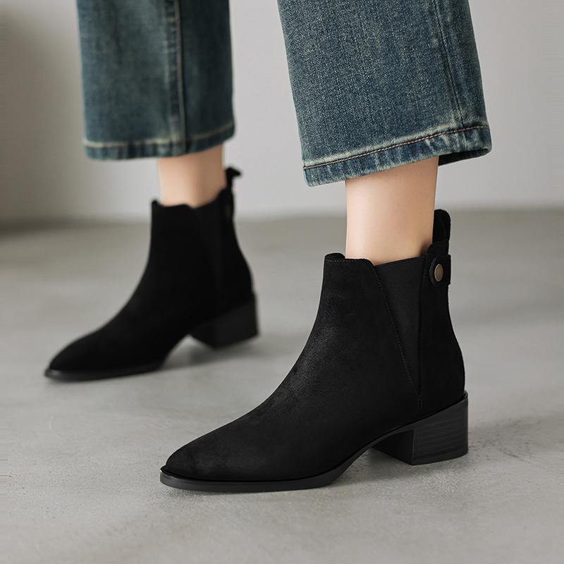 Krazing Pot Cow Suede Nubuck Winter Round Toe Chelsea Boots Med Heels Slip on Basic Design Metal Rivets Women Ankle Boots