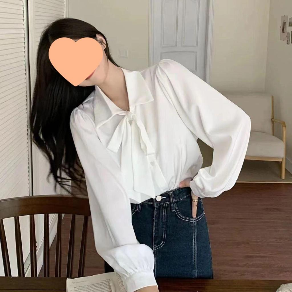 Elegant White Long-Sleeve Bow Tie Shirt for Women: French Loose Design, Suitable for Spring and Autumn