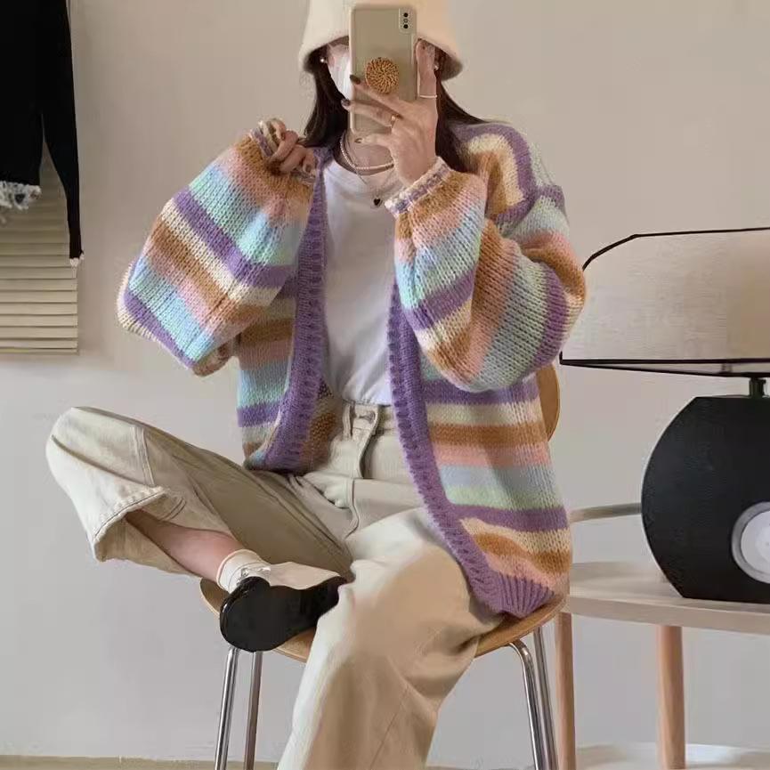 

Lazy-Style Rainbow Striped Knit Cardigan for Women: Autumn Korean-Style Loose Color-Block Sweater Coat One Size фиолетовый