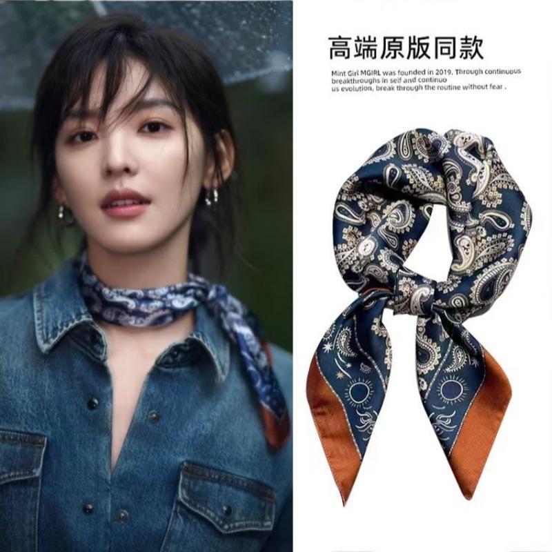 Silk scarf women's neck new scarf with coat 70 small square scarf scarf mother high-end scarf