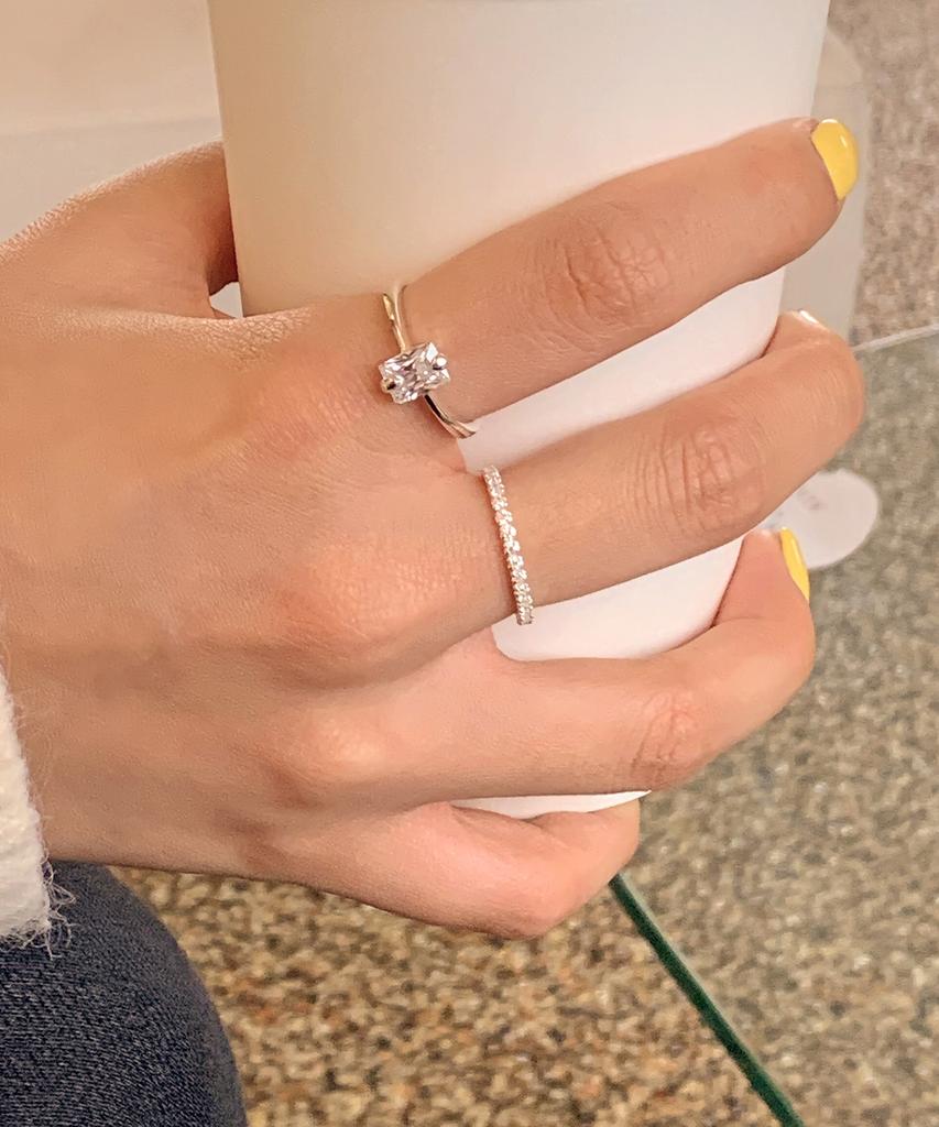 Code.H (Silver 925) Soft Layered Ring