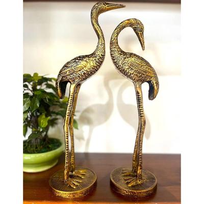 Pereche de Cocori Îndrăgostiți cu Finisaj Alamă| Set Statuetă Lebede Saras pentru Decor Acasă| Figurine Statuete Metalice| Obiect Decorativ pentru Masă