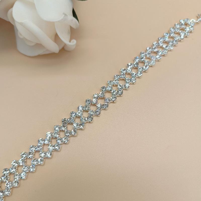 Meier Elegant bridal necklace set - wedding dress accessories, three-piece set (necklace, earrings, bracelet)