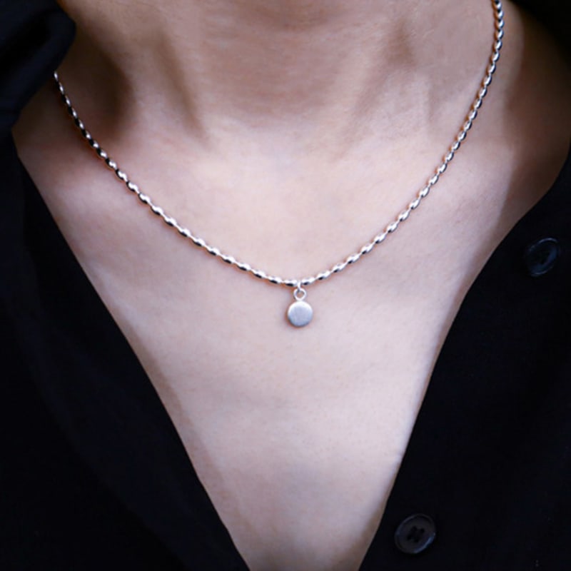 DENERJA BEAM NECKLACE