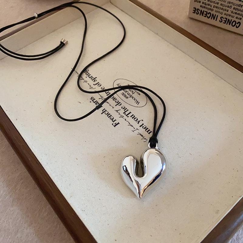 Minimalist Adjustable Acrylic Geometric Necklace - Versatile Fashion Sweater Chain