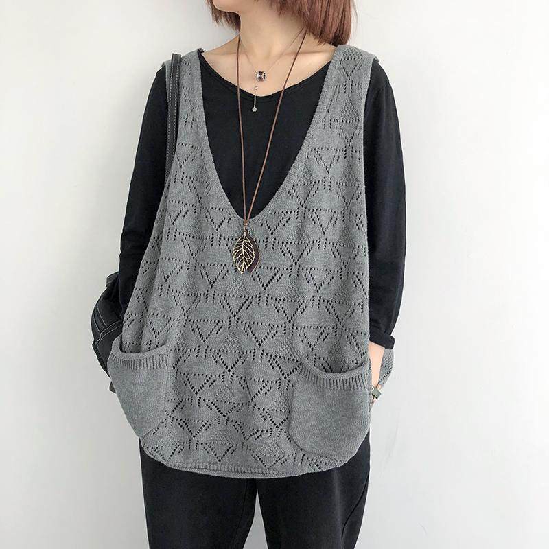 Knitted Vest Women's V-neck Hollow Thin Sweater Solid Color Casual Knitted Pullover Sleeveless Top Large Pocket Design Loose Casual Autumn