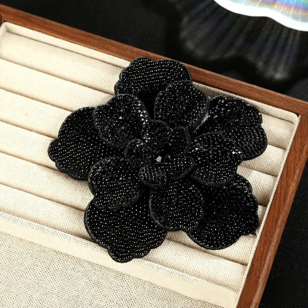 Handmade Rhinestone Flower DIY Brooch Accessories Fashion Four Seasons Shoes Garment Clothing Decoration Flower