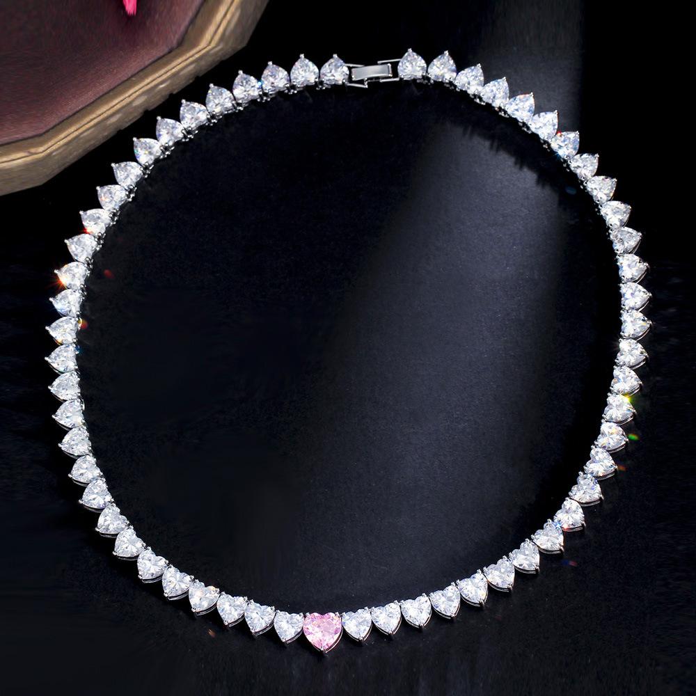 

Hip-Hop Style Love Necklace Temperament Full Row Diamond Collarbone Chain Men S And Women S Zircon Neck Chain