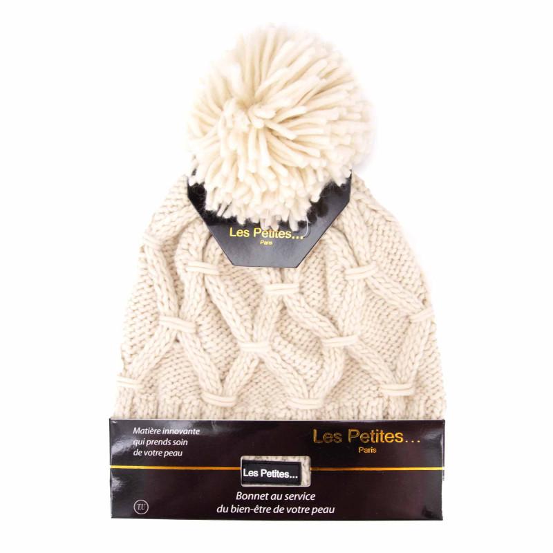 

Женская шапка-бини с помпонами в технике торсадебойана LES PETITES...PARIS