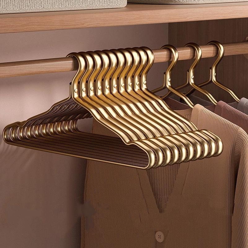 5 Adet Alüminyum Alaşımlı Giysi Askısı Üst Düzey Dikişsiz Metal Kaymaz Giysi Askısı Ev Tipi Genişletilmiş Kurutma Giysi Askısı