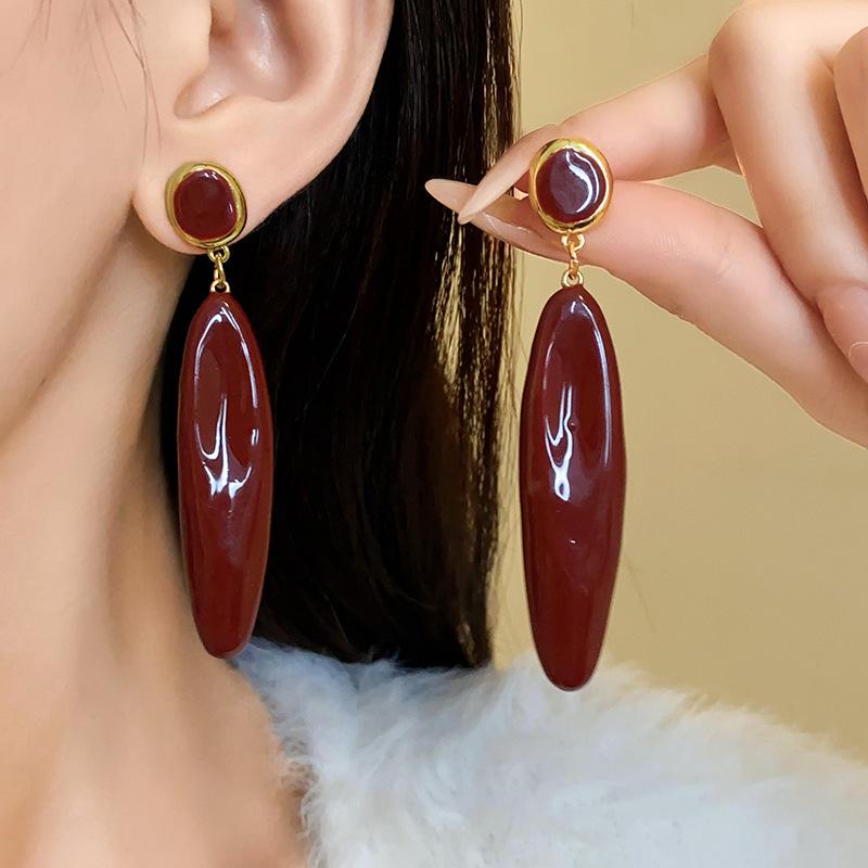 Silver needle enamel glaze wine red slender water drop earrings autumn and winter new high-end earrings temperament earrings women