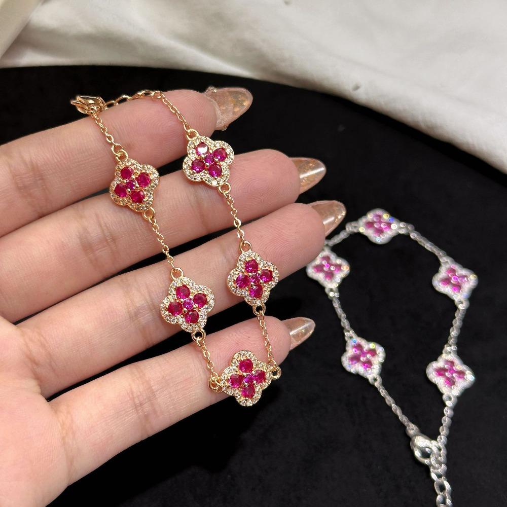 Four-leaf Clover Bracelet with Purple Zirconium Petals Versatile and Exquisite Bracelet for Women